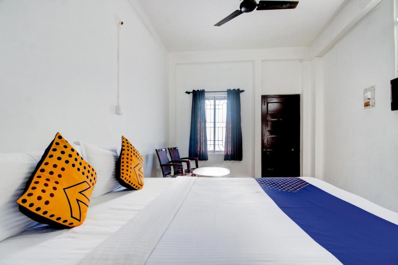 Spot On Hotel Samruddhi Residency 마니팔라 외부 사진