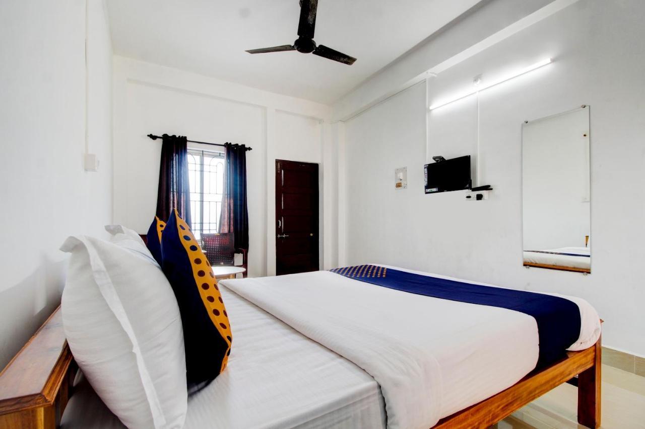 Spot On Hotel Samruddhi Residency 마니팔라 외부 사진