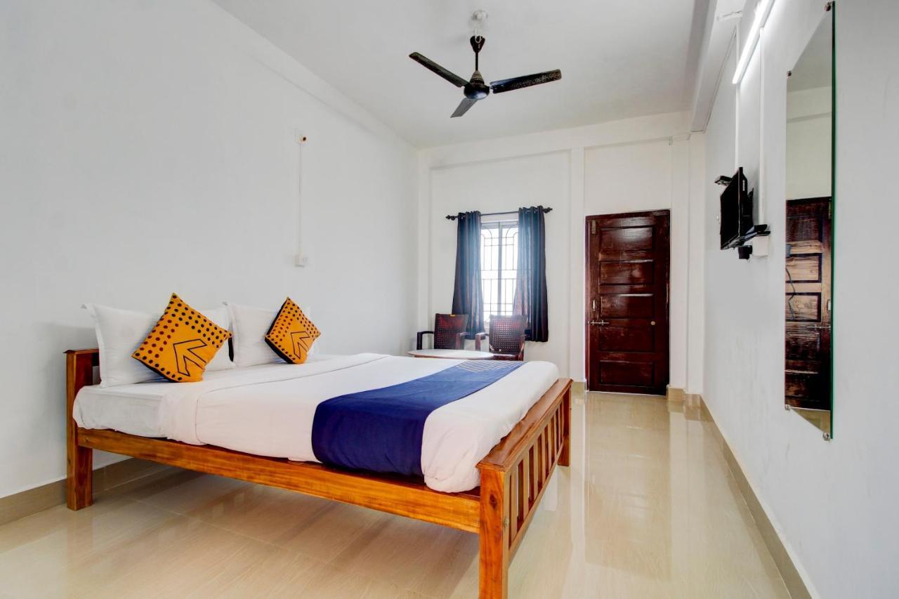 Spot On Hotel Samruddhi Residency 마니팔라 외부 사진