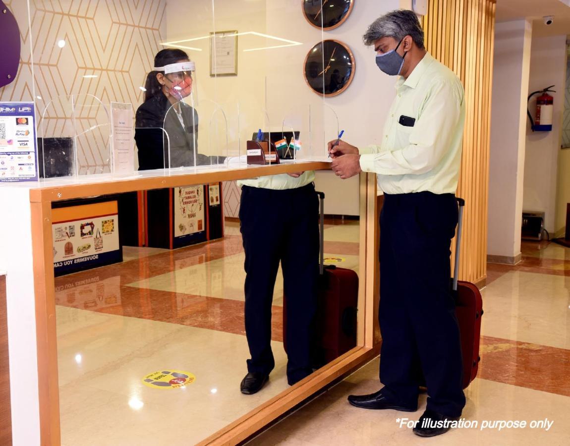 Spot On Hotel Samruddhi Residency 마니팔라 외부 사진